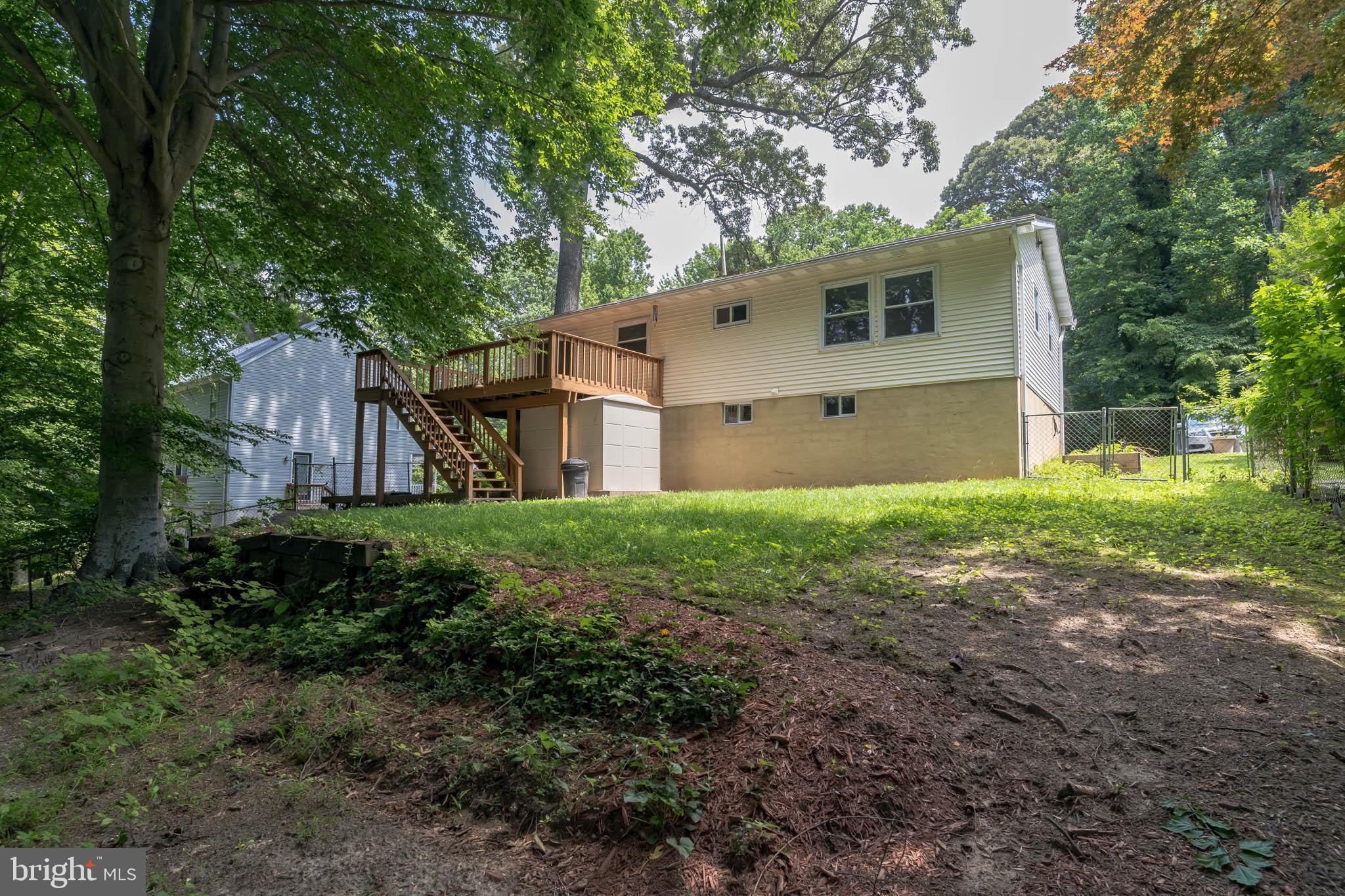 LONG BEACH - Residential