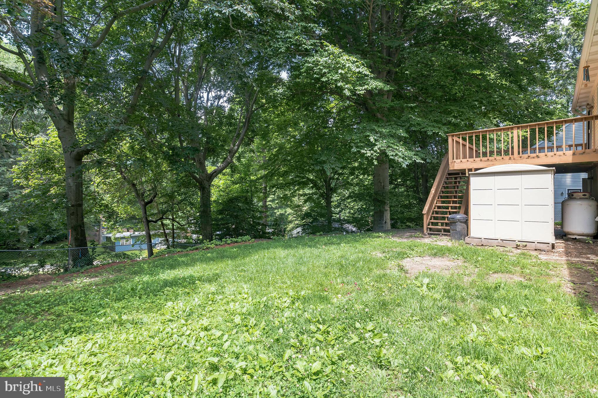 LONG BEACH - Residential