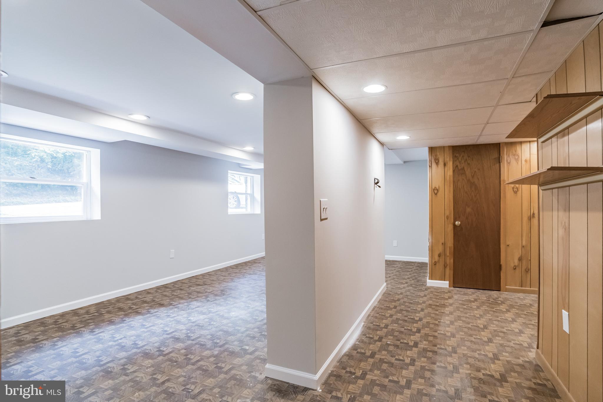 LONG BEACH - Residential