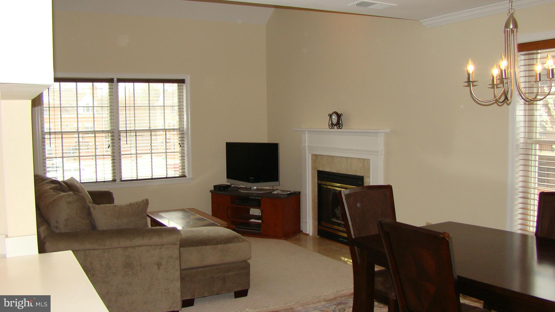 FALLS STATION - Residential Lease