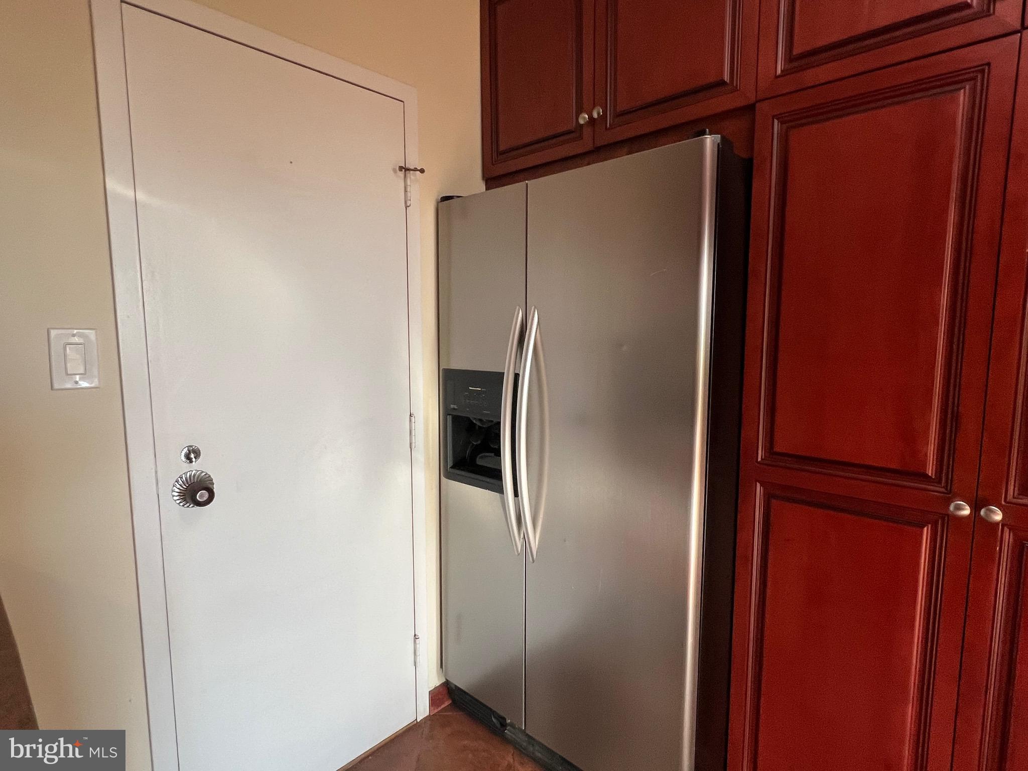 ROLAND PARK - Residential Lease