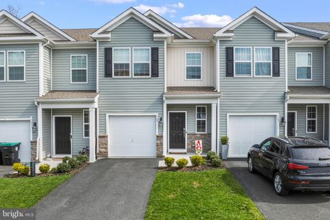 Townhouse For Rent - 169 Sickler Court<br/> SICKLERVILLE, NJ 08081
