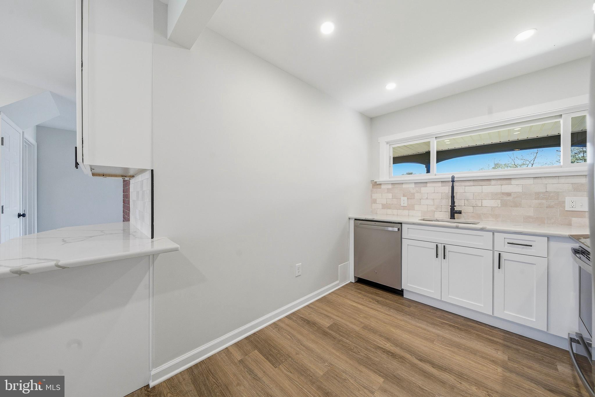 WHITEWOOD - Residential