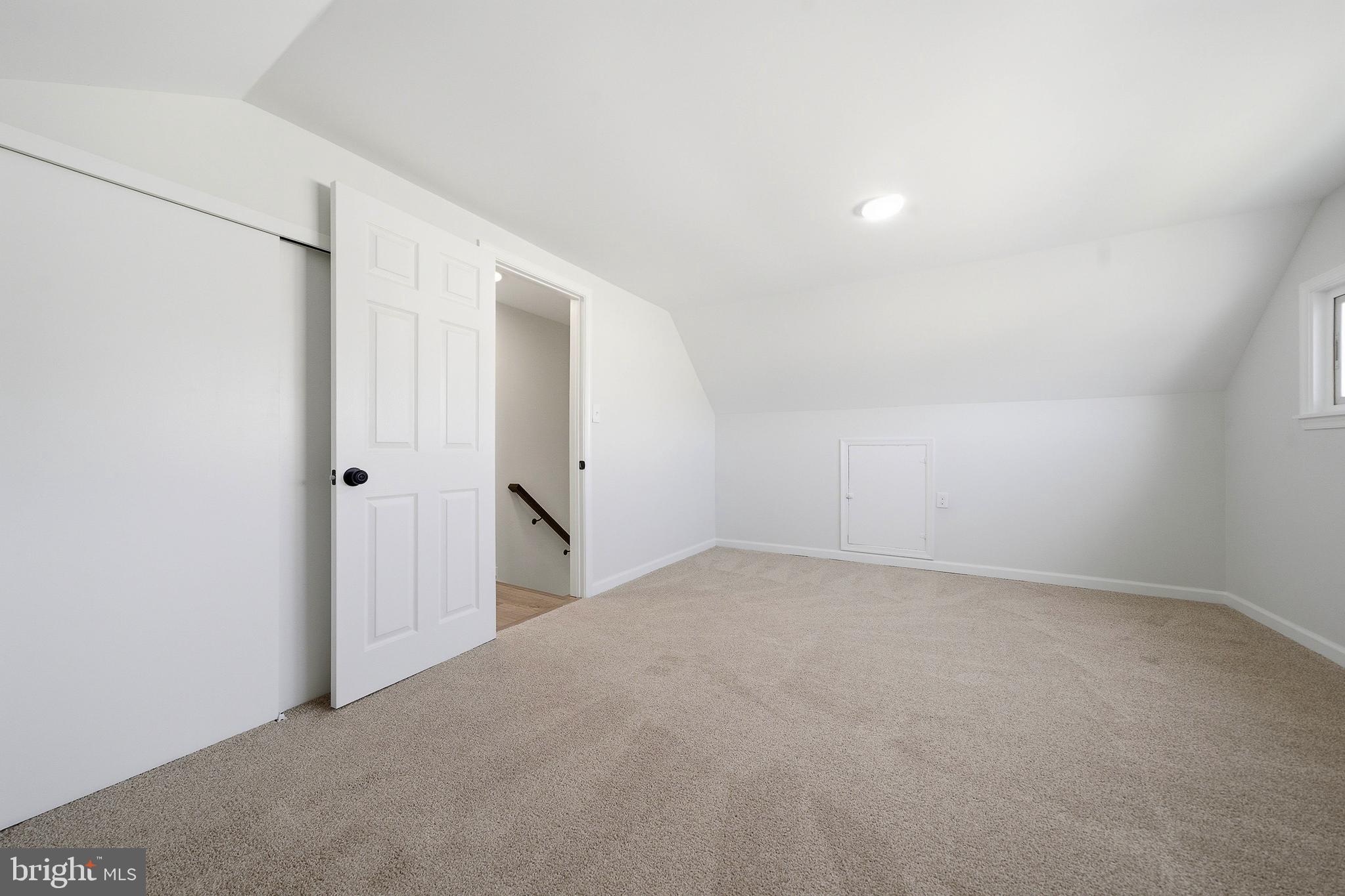 WHITEWOOD - Residential