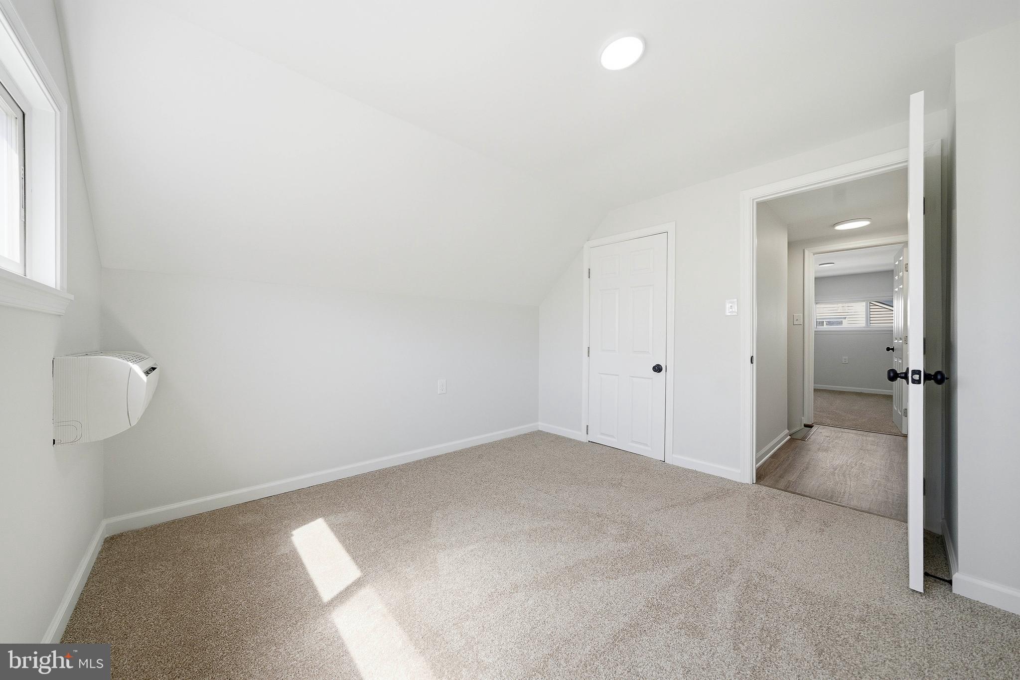 WHITEWOOD - Residential