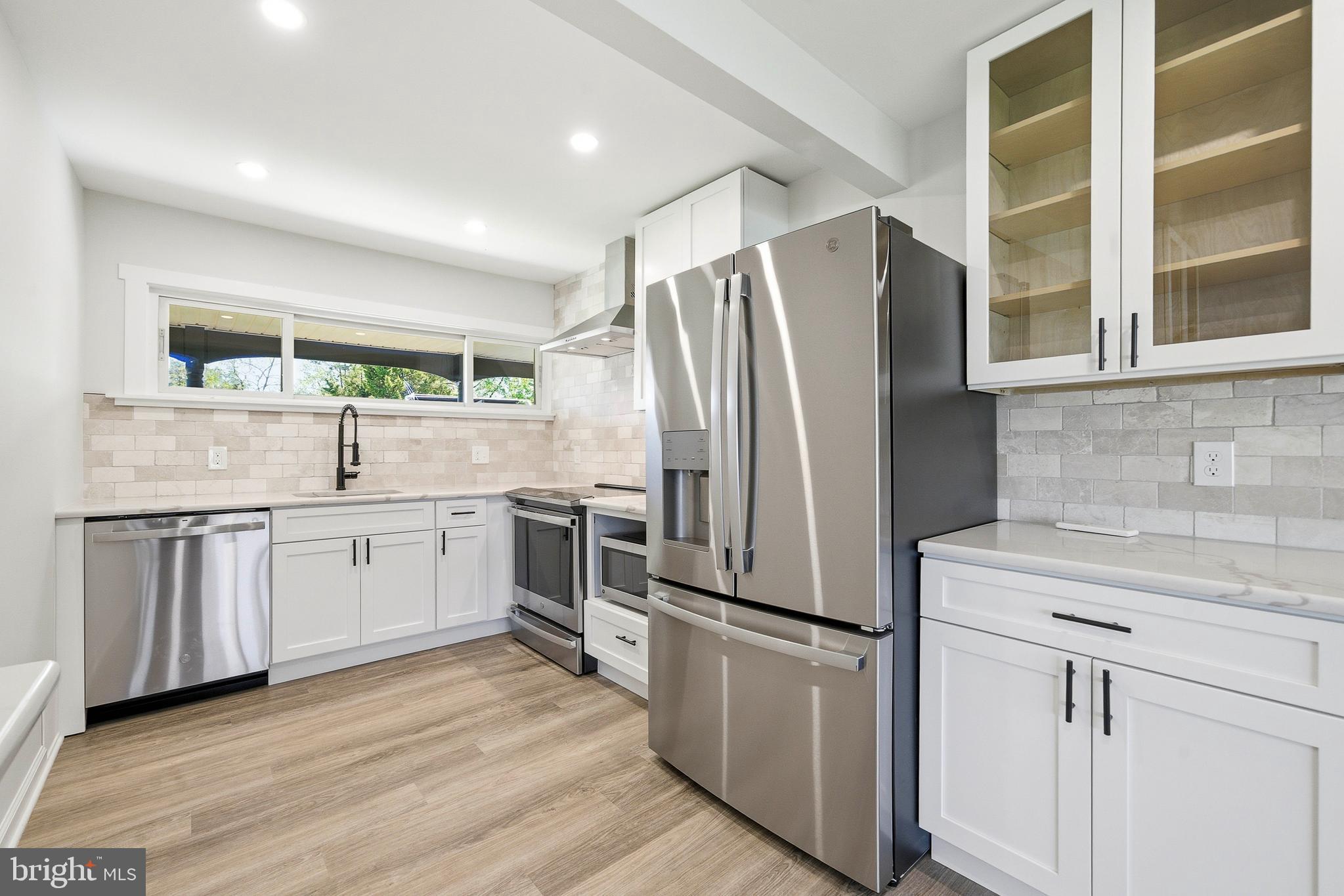 WHITEWOOD - Residential