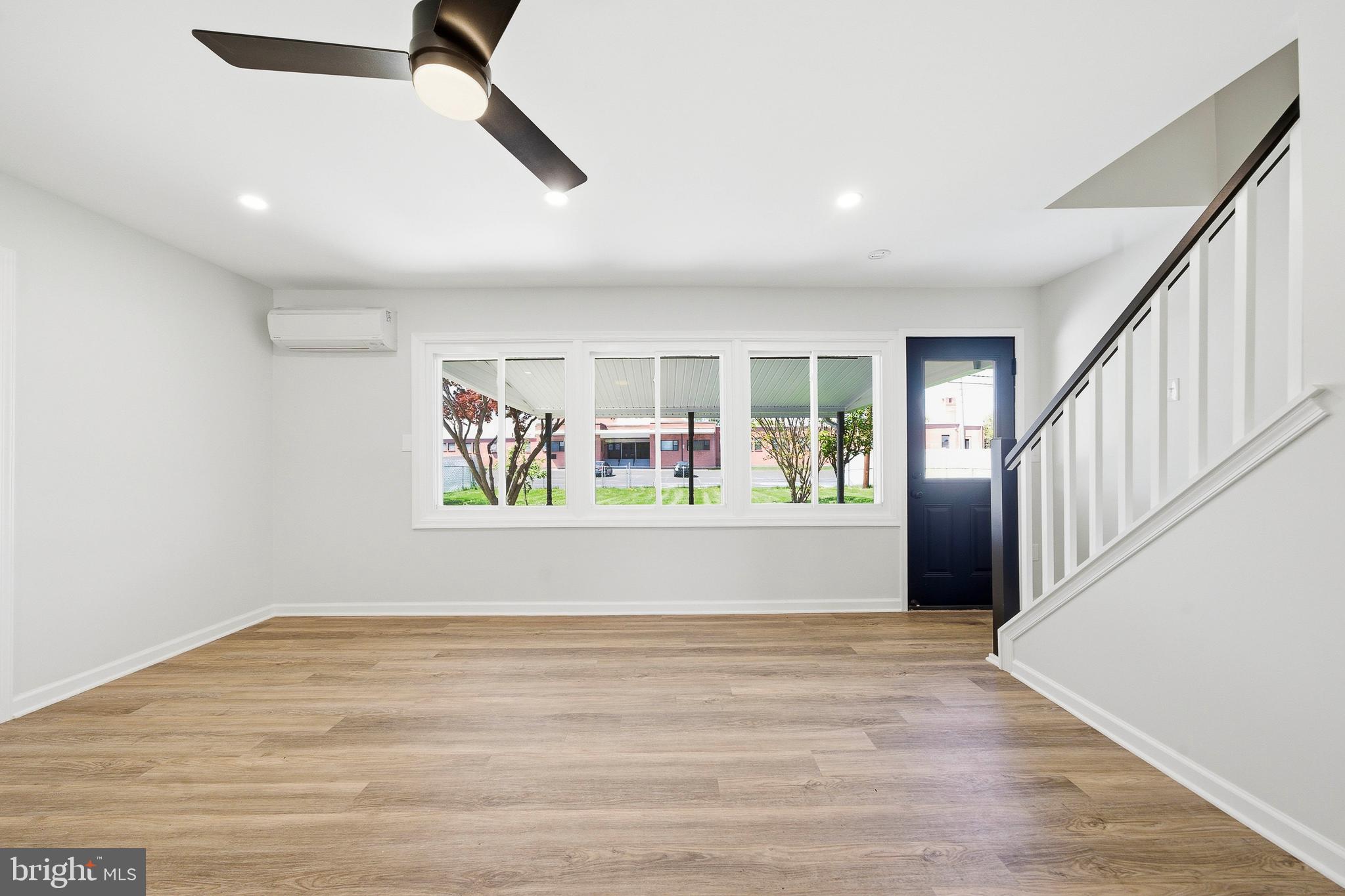 WHITEWOOD - Residential