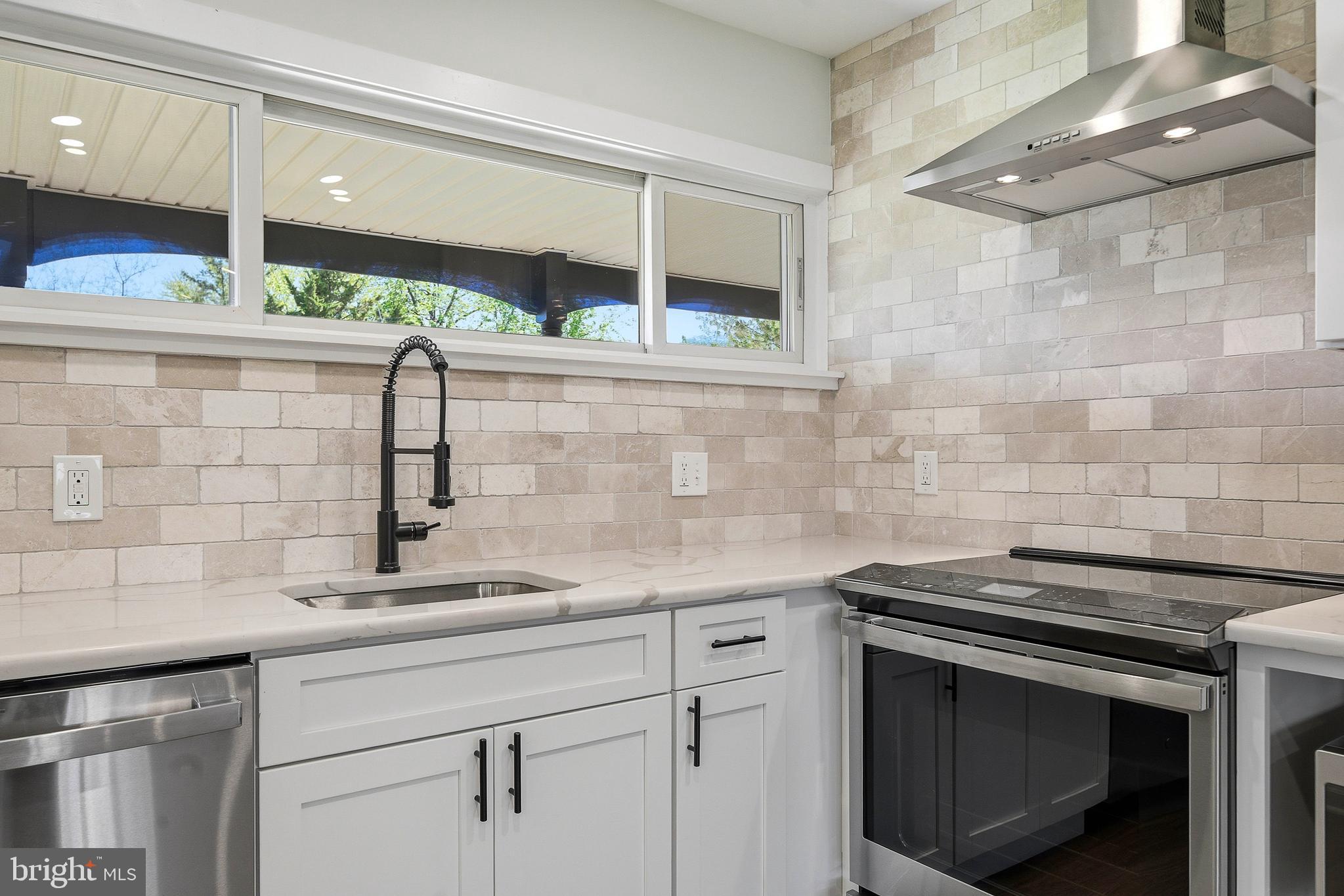 WHITEWOOD - Residential