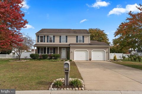 Photo of 107 Albert Place, FELTON, DE 19943 (MLS # DEKT2041938) Photo of 107 Albert Place, FELTON, DE 19943 (MLS # DEKT2041938)