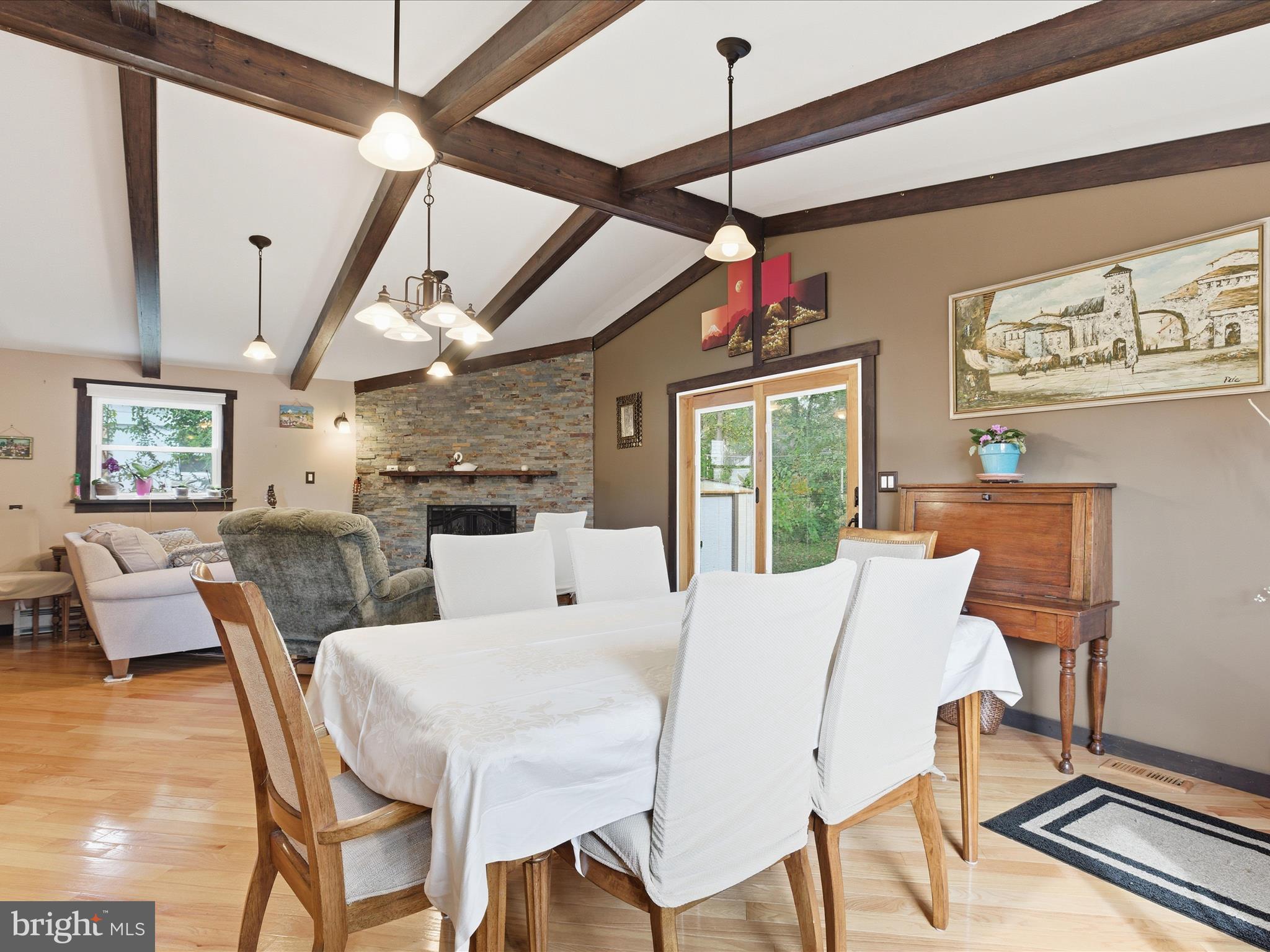 GLENMONT FOREST - Residential