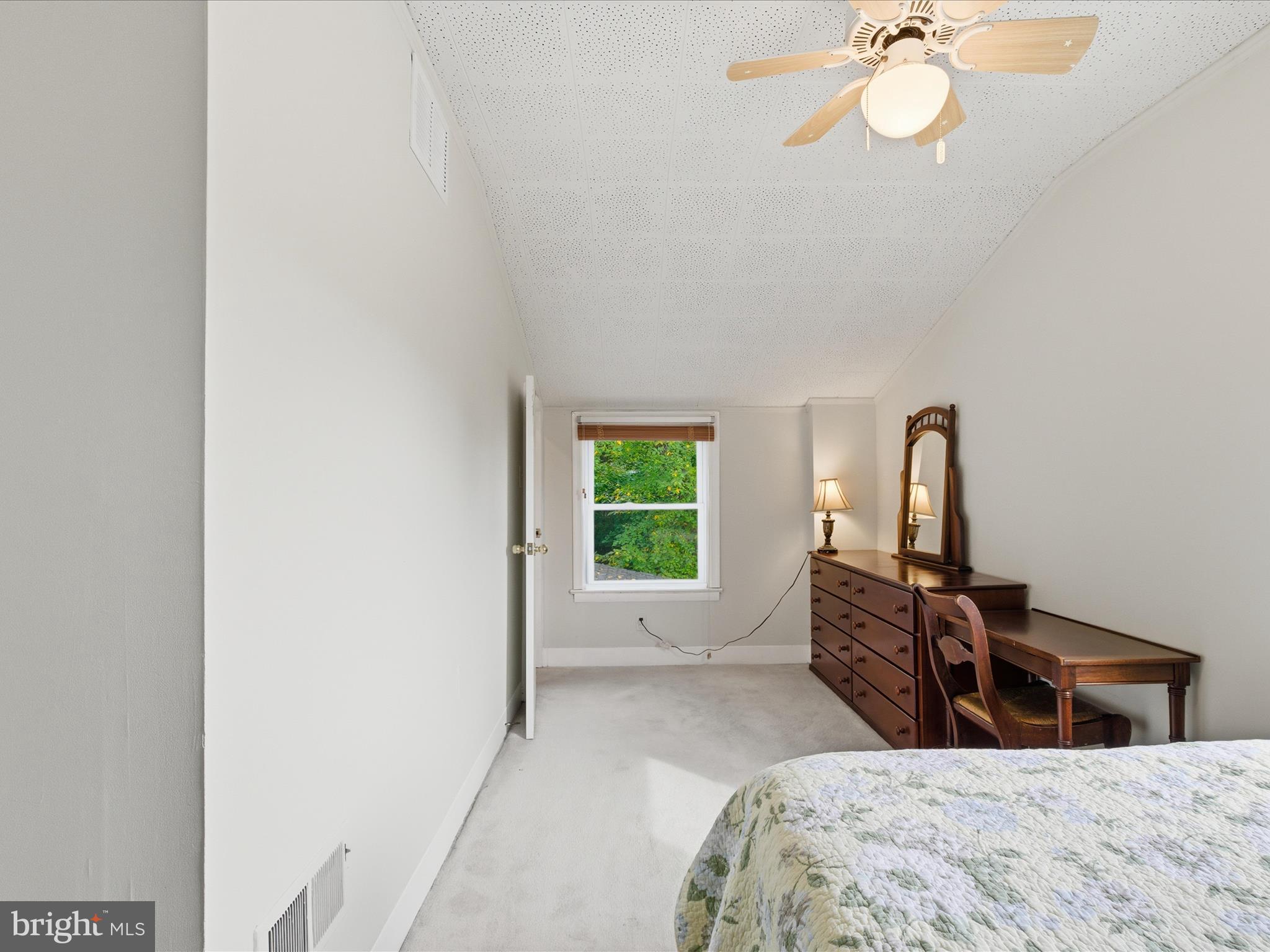 GLENMONT FOREST - Residential