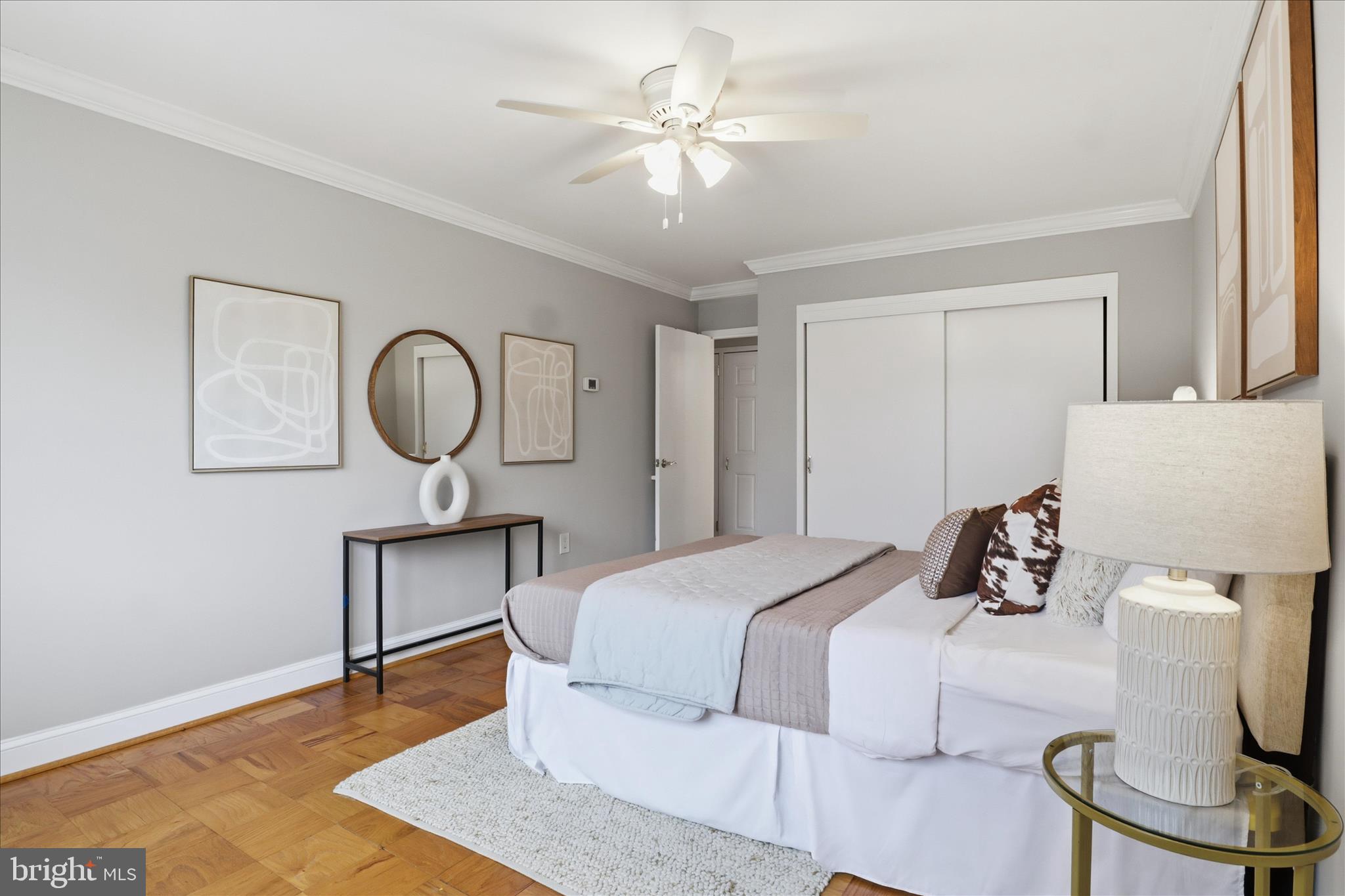 PARK TOWERS - Residential