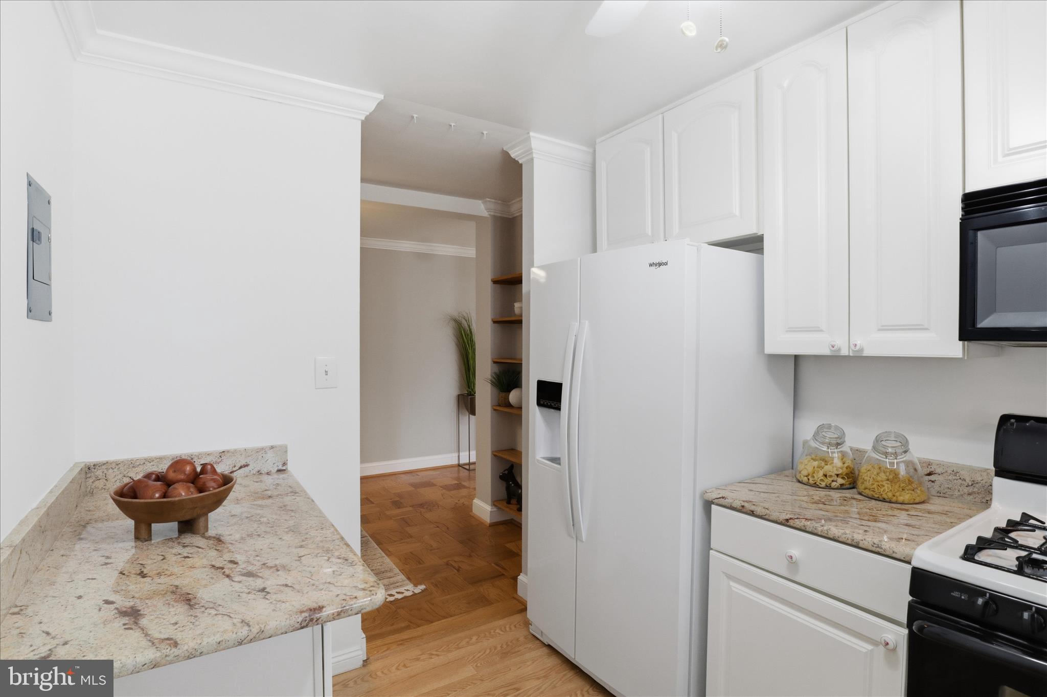 PARK TOWERS - Residential