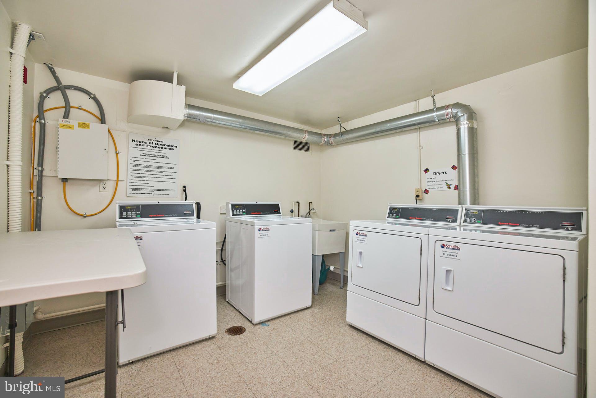 PARK TOWERS - Residential