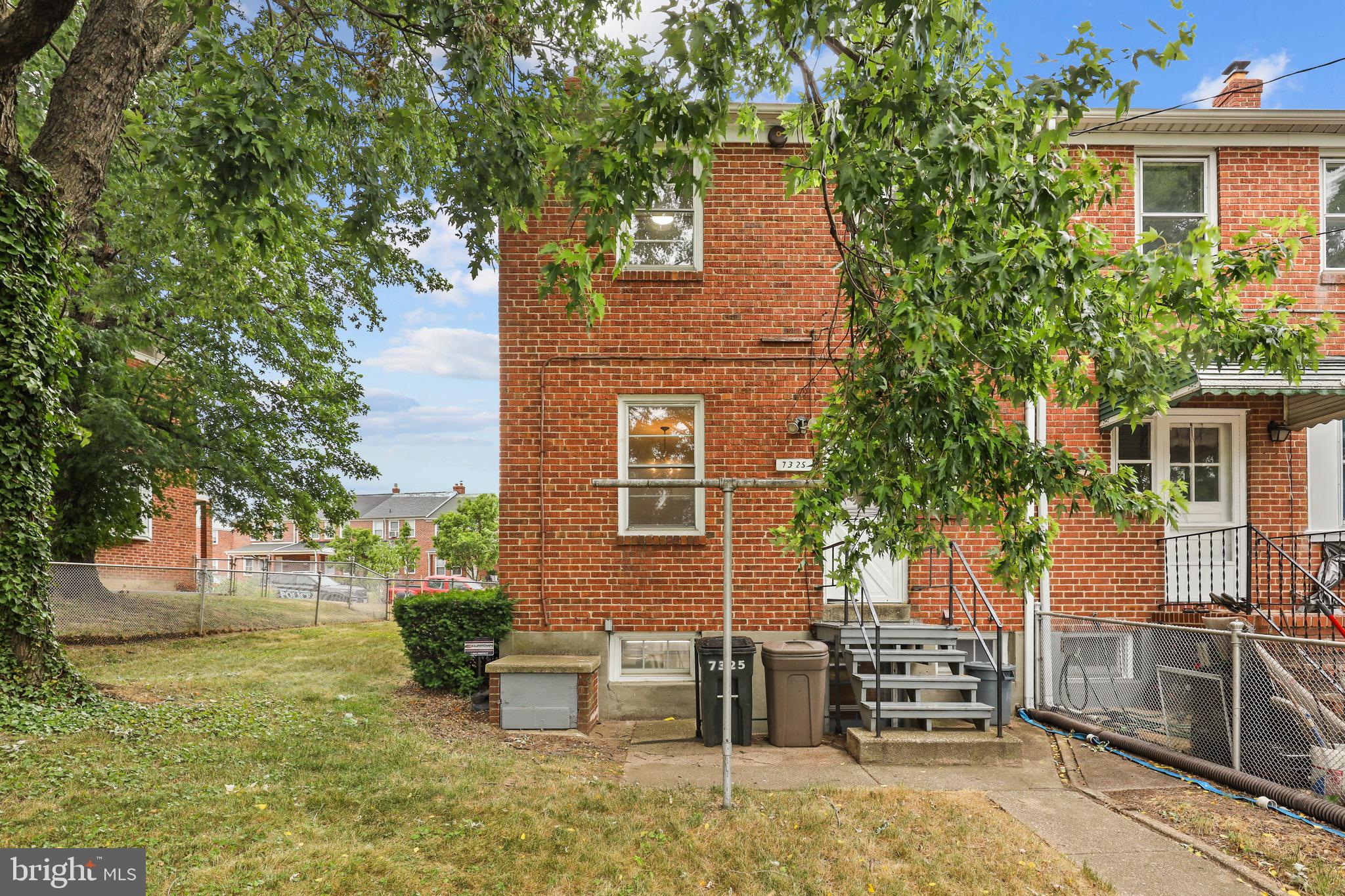 EASTWOOD - Residential