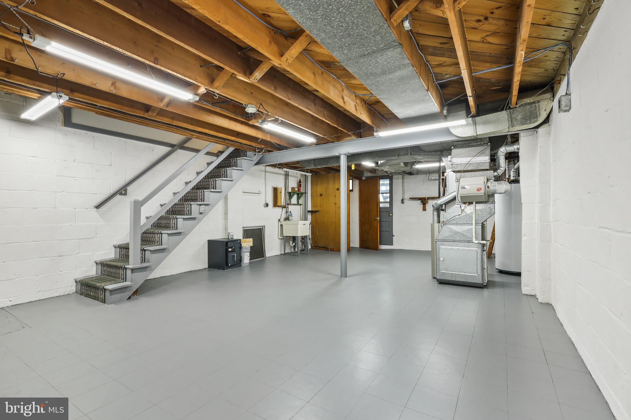 EASTWOOD - Residential