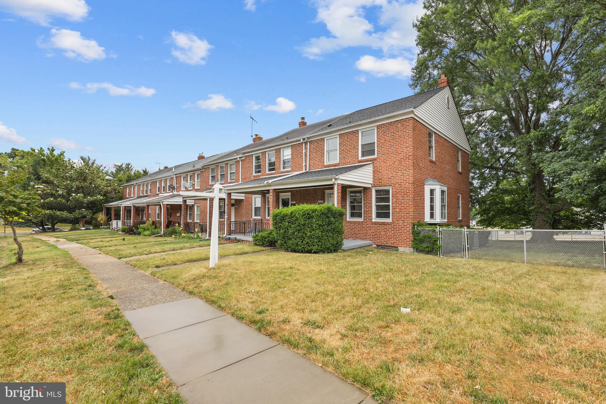 EASTWOOD - Residential