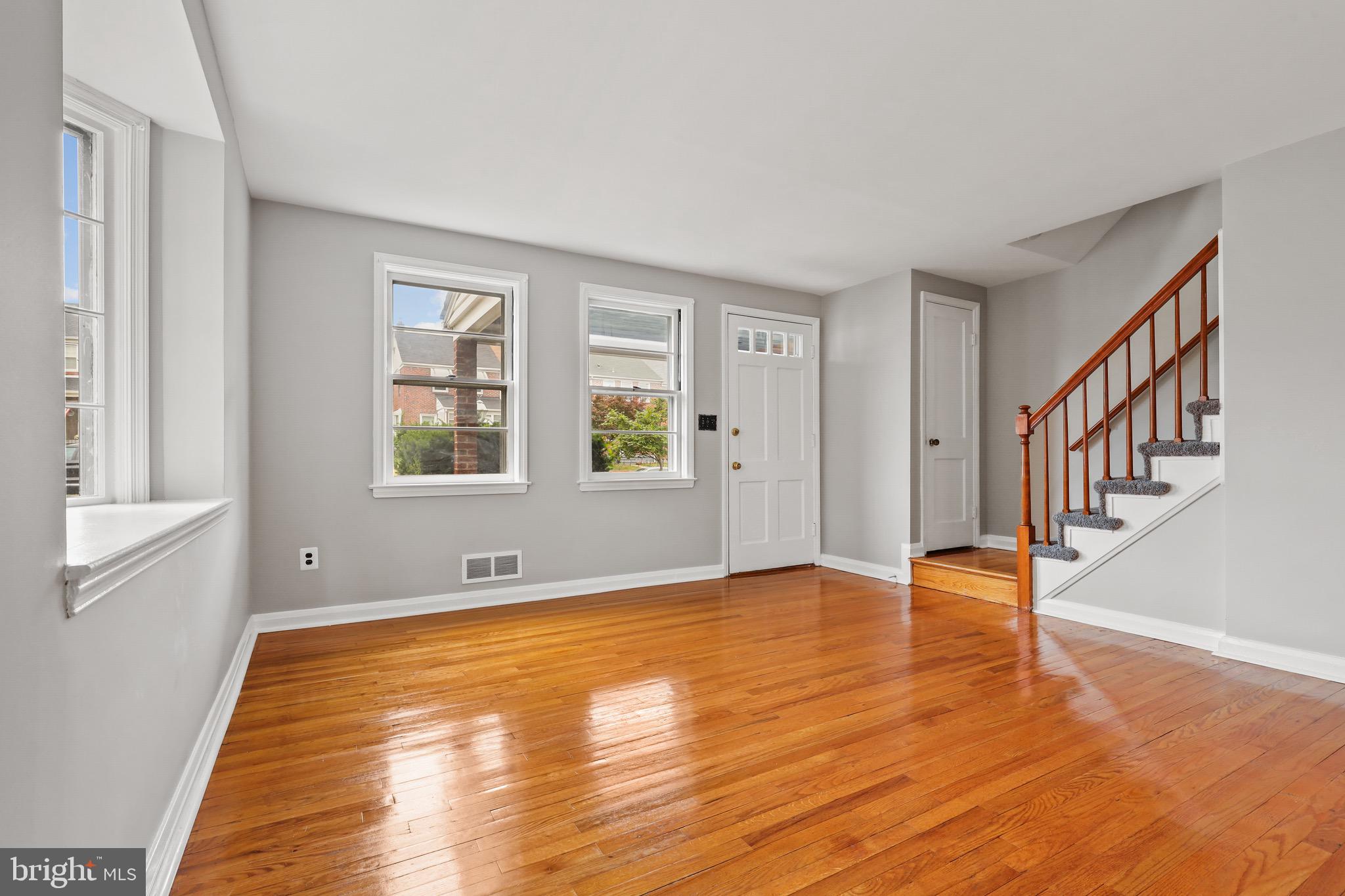 EASTWOOD - Residential