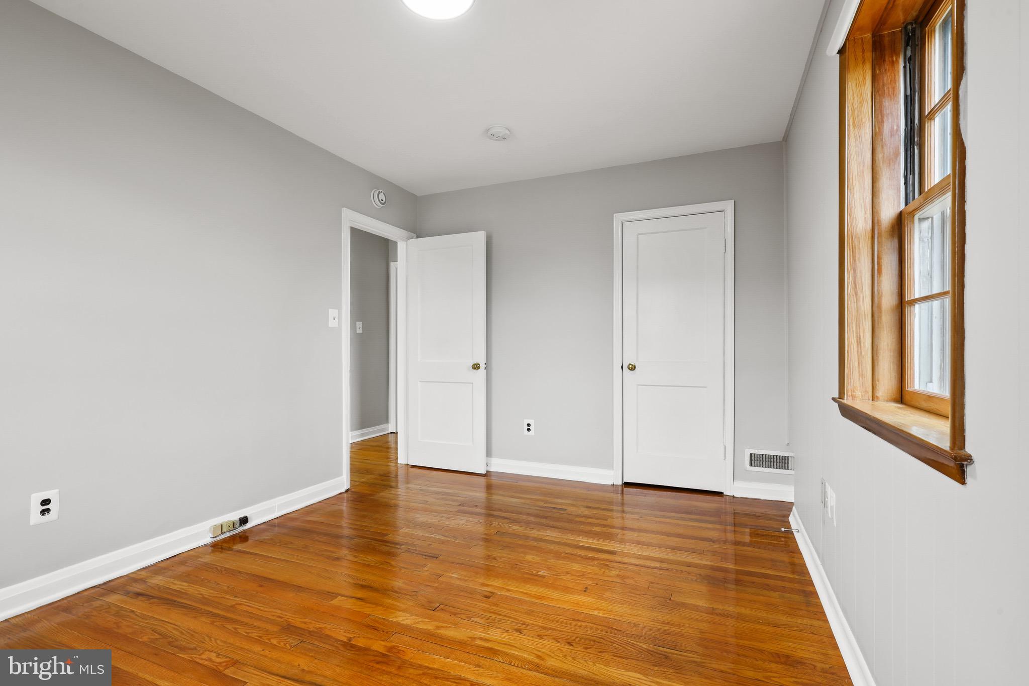 EASTWOOD - Residential