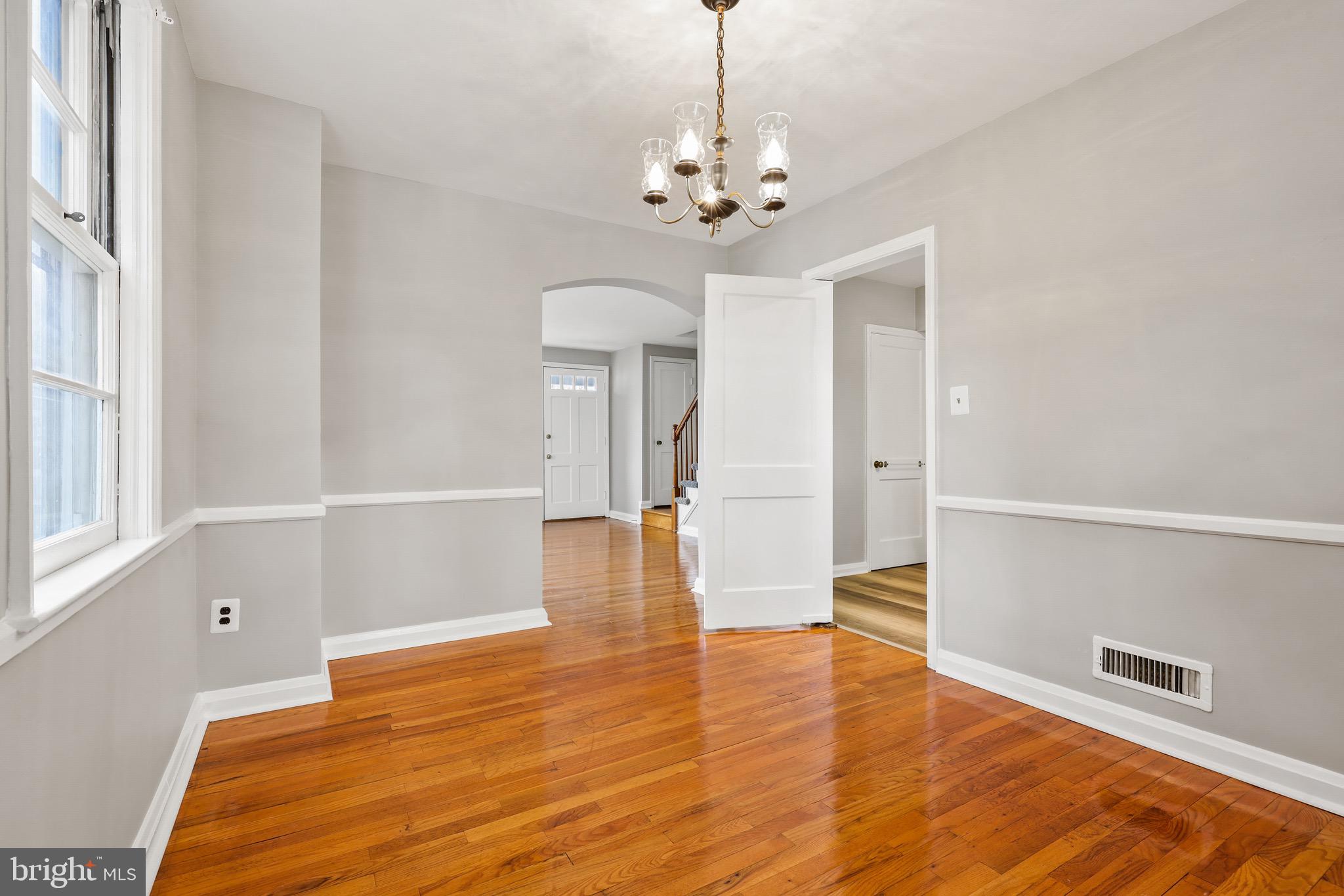 EASTWOOD - Residential