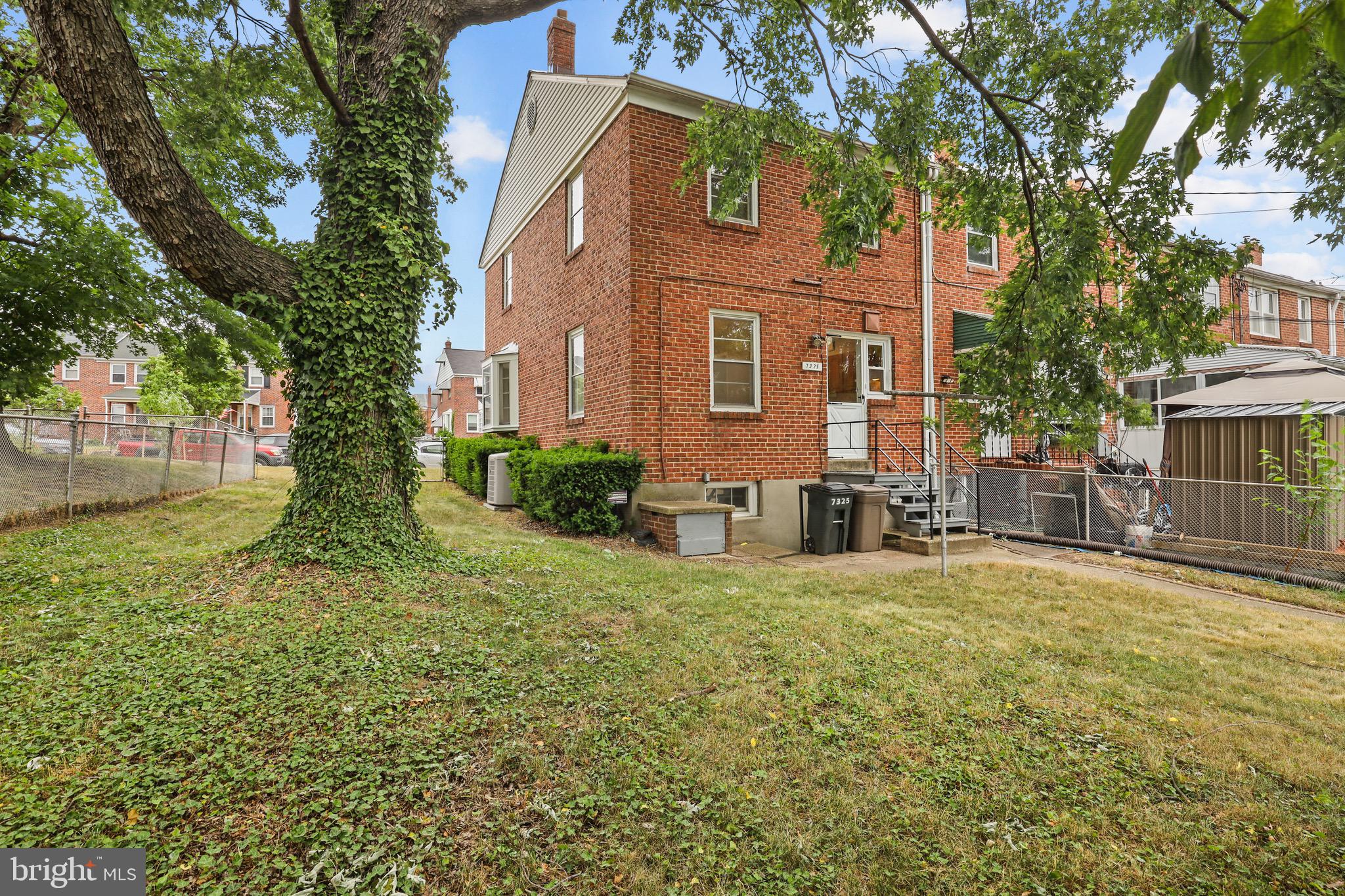 EASTWOOD - Residential