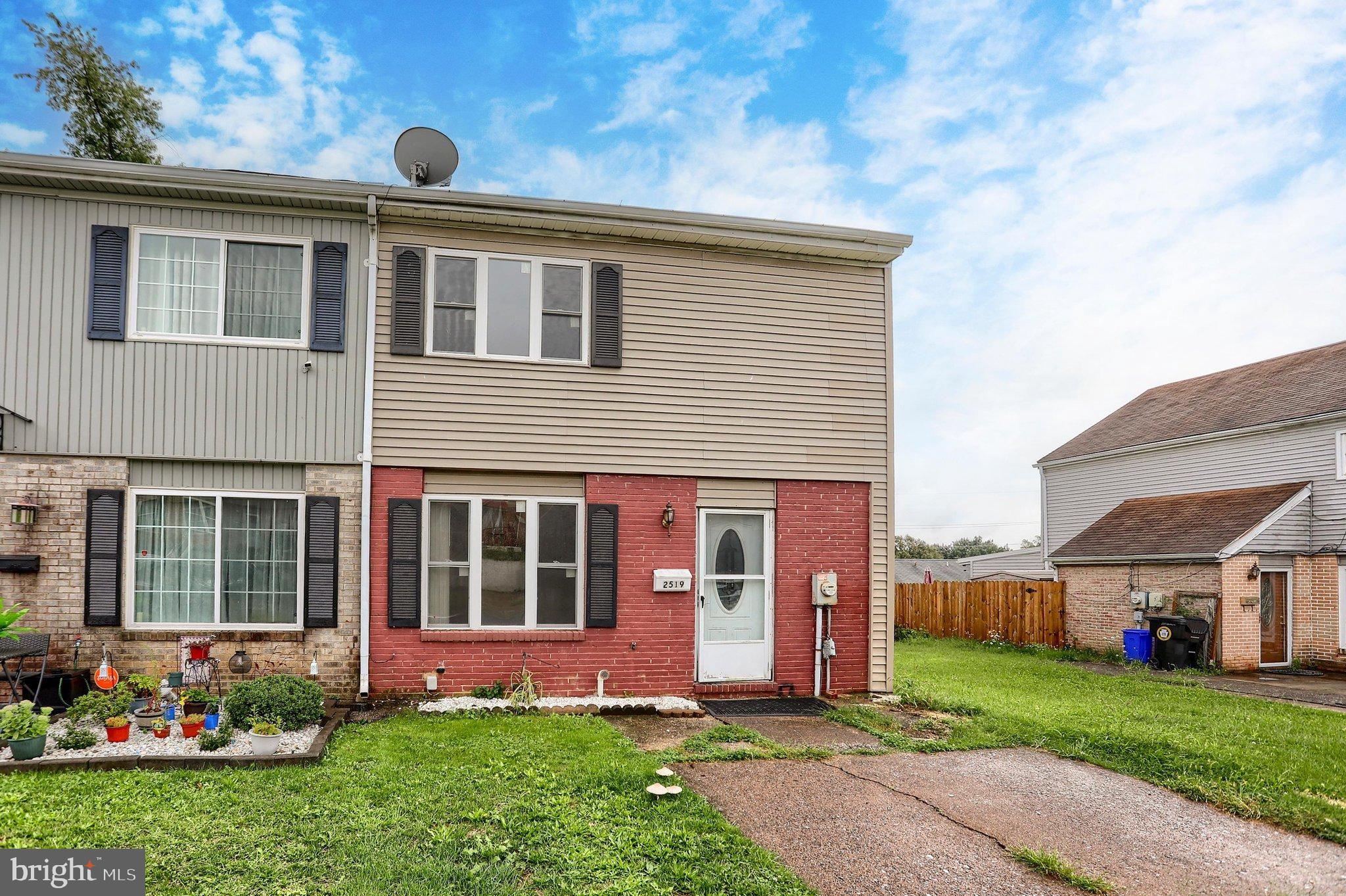 2519 BARKLEY LANE