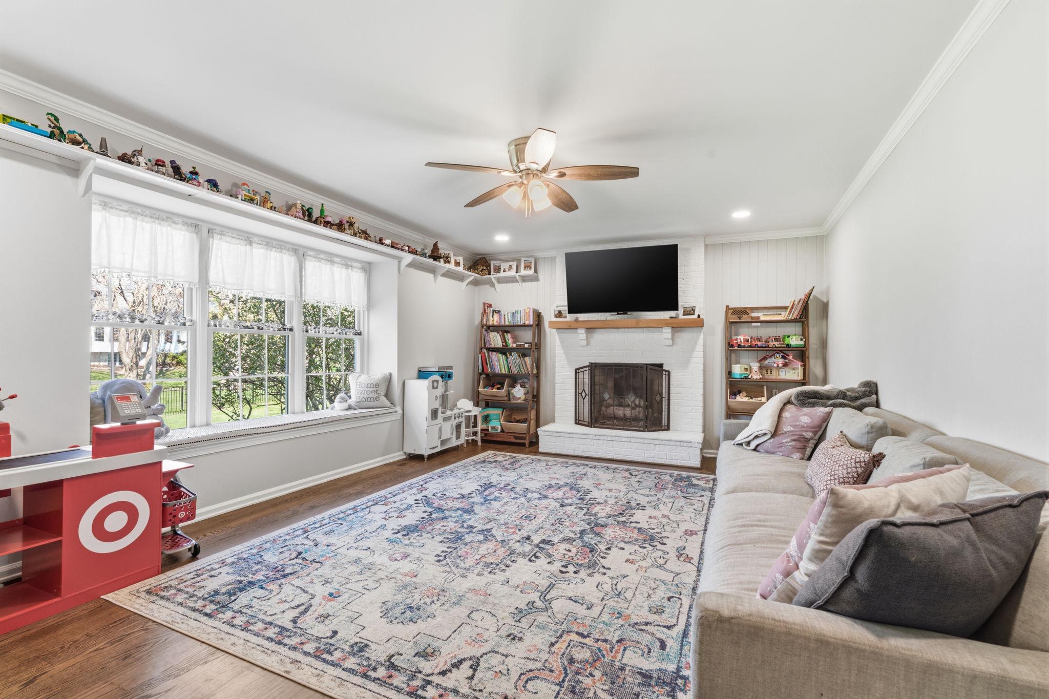 DUBLIN HUNT II - Residential