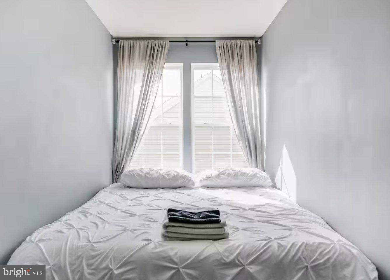 GALLERY PARK - Residential Lease