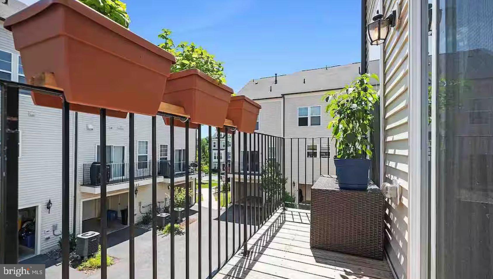 GALLERY PARK - Residential Lease