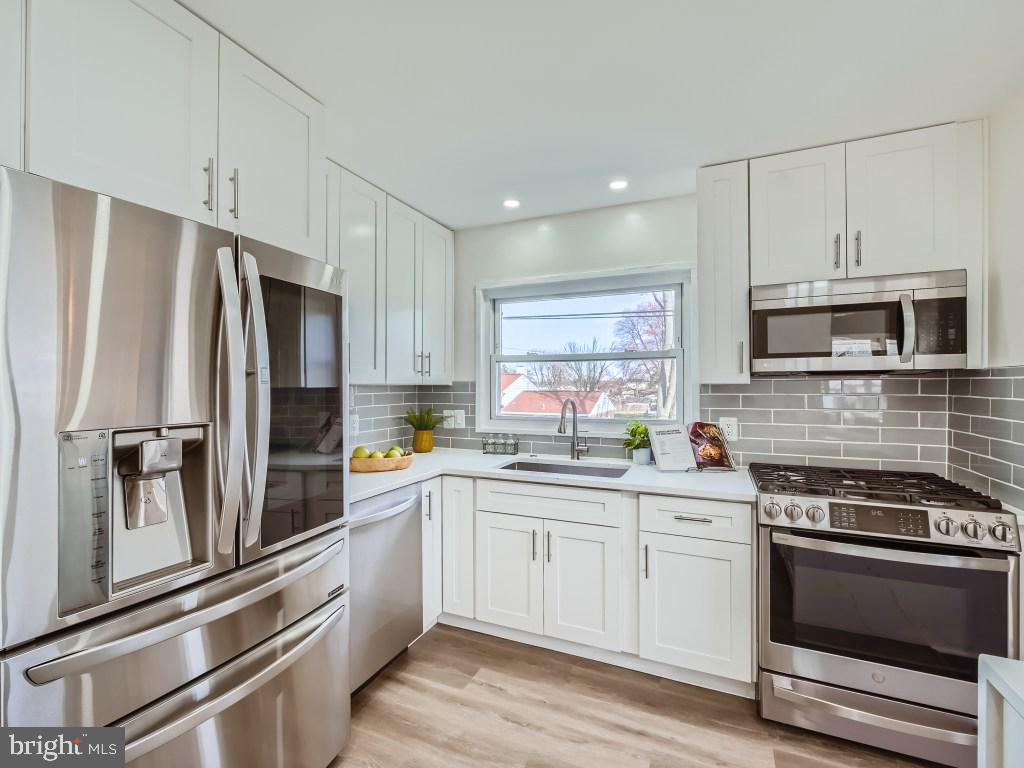 WESTVIEW PARK - Residential