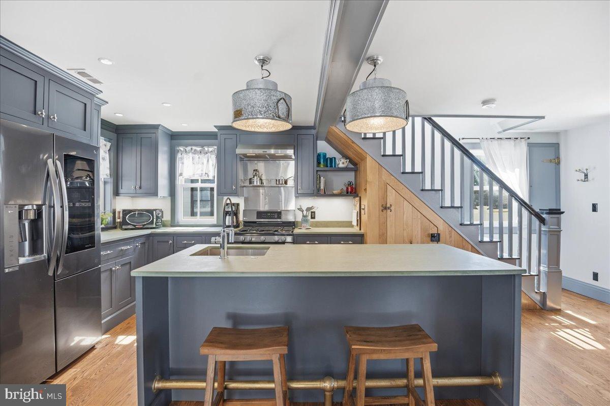 AVONDALE - Residential