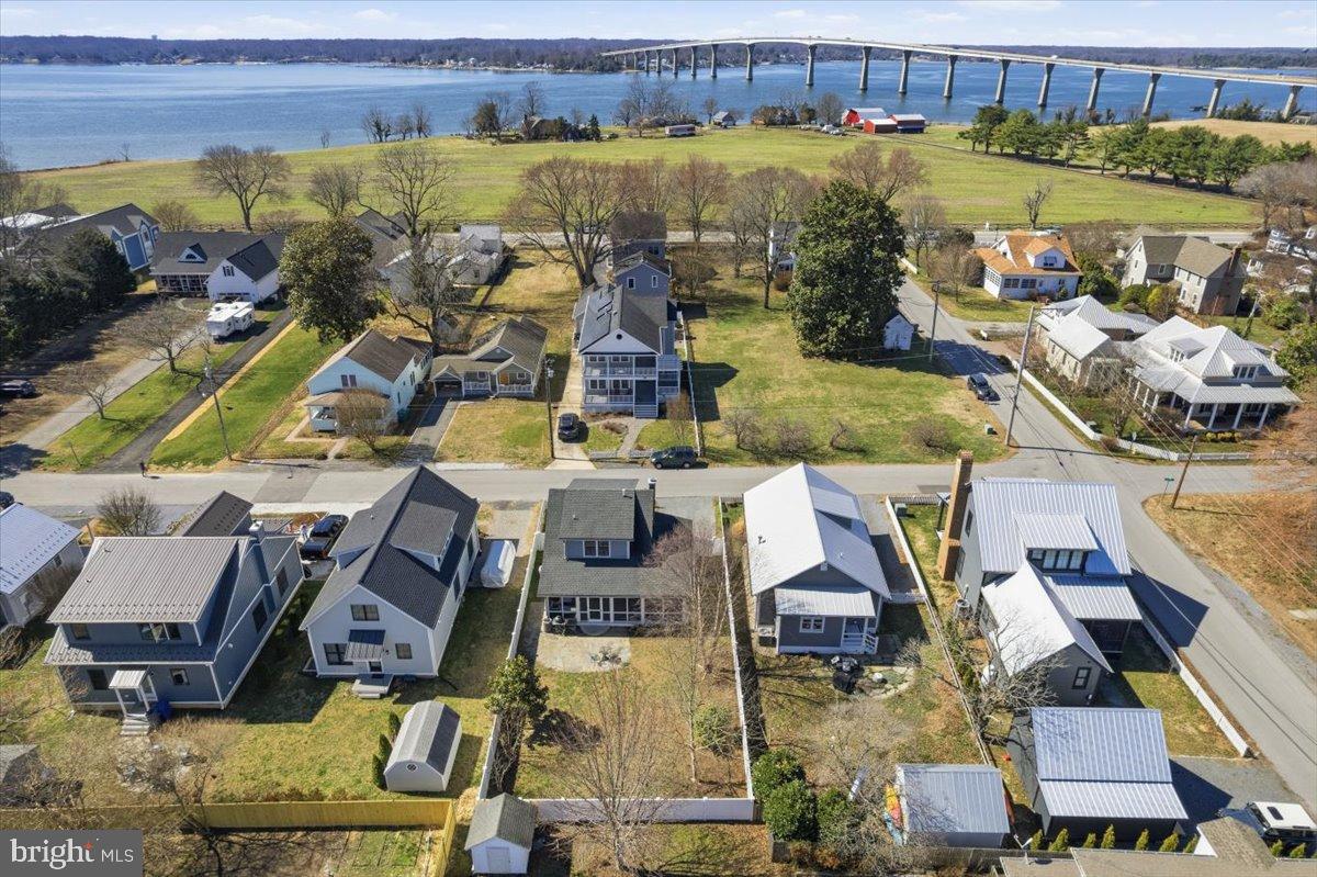 AVONDALE - Residential