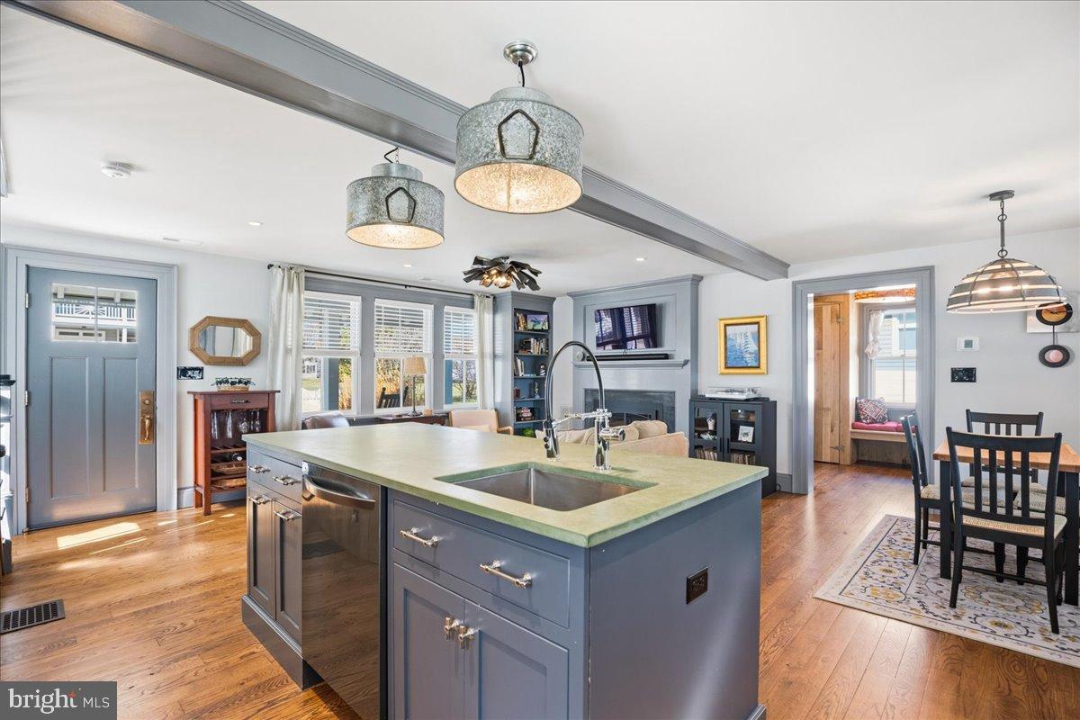 AVONDALE - Residential