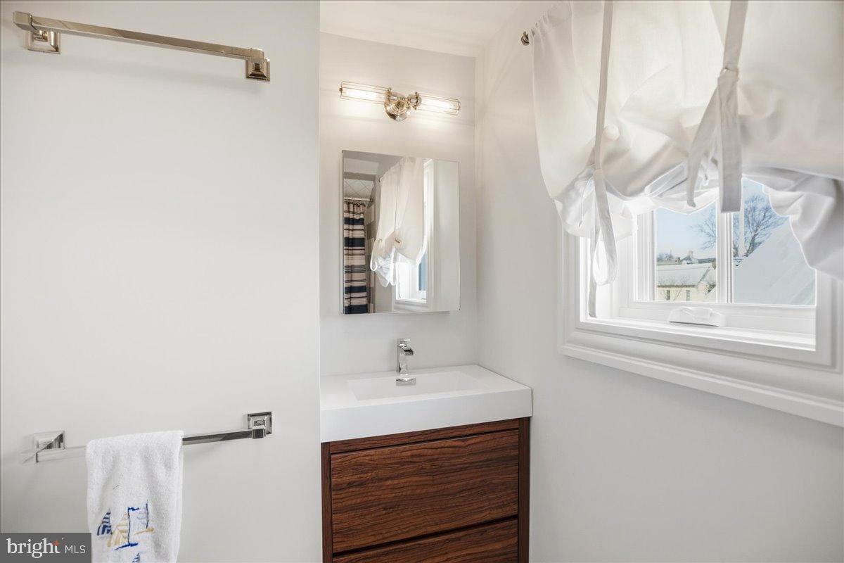 AVONDALE - Residential