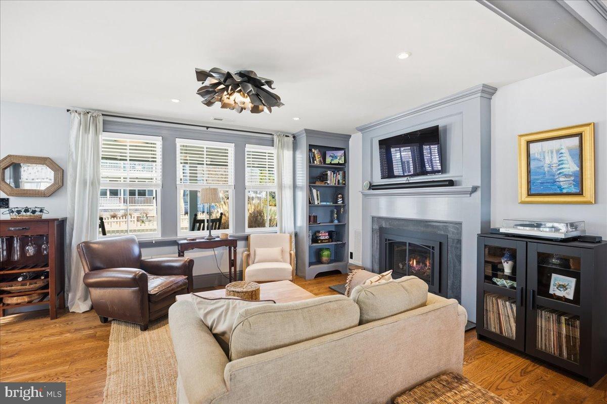 AVONDALE - Residential