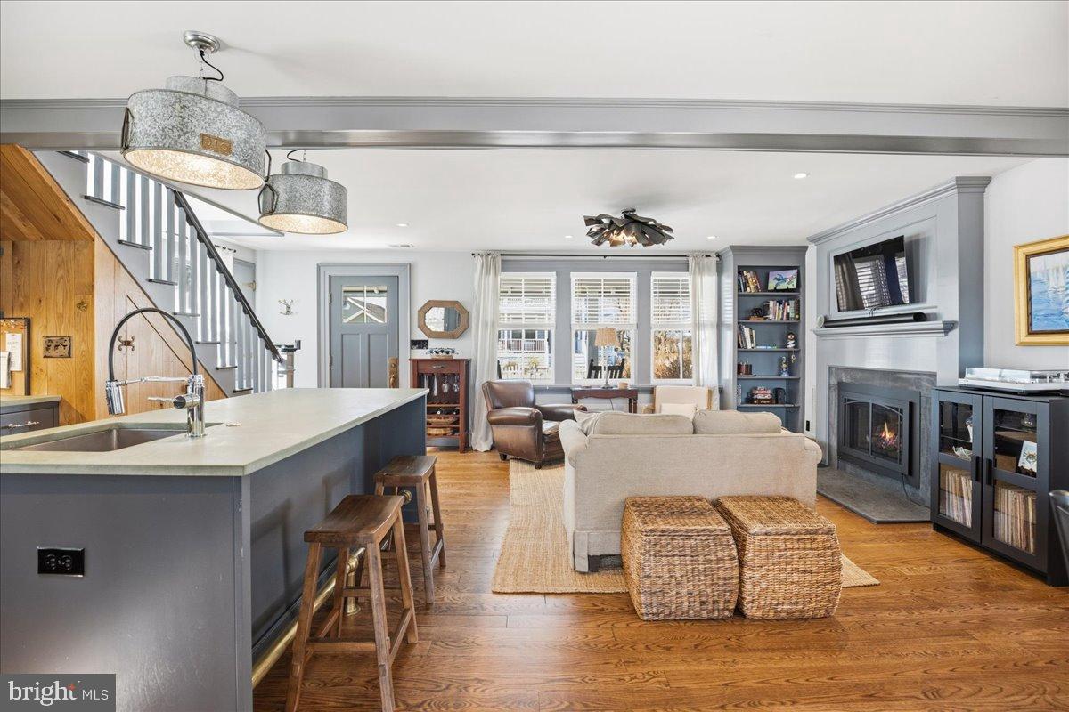 AVONDALE - Residential