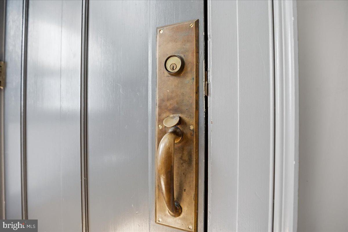 AVONDALE - Residential