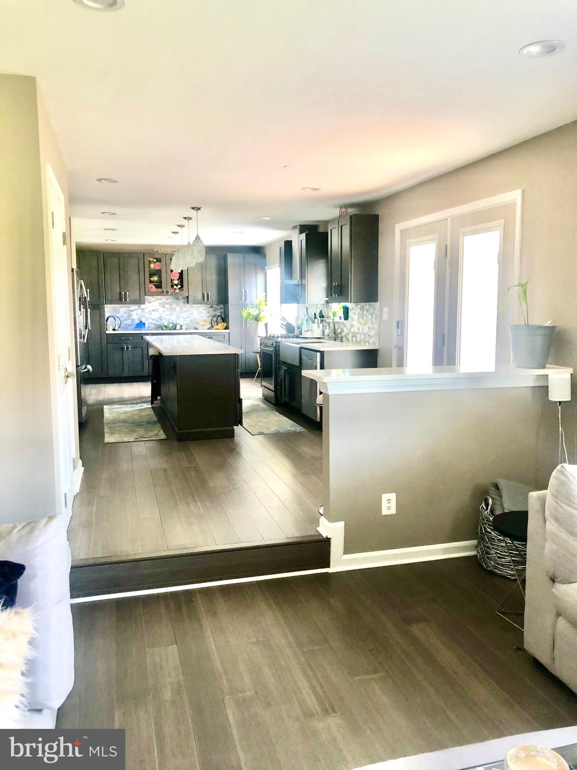 WALNUT POINT - Residential