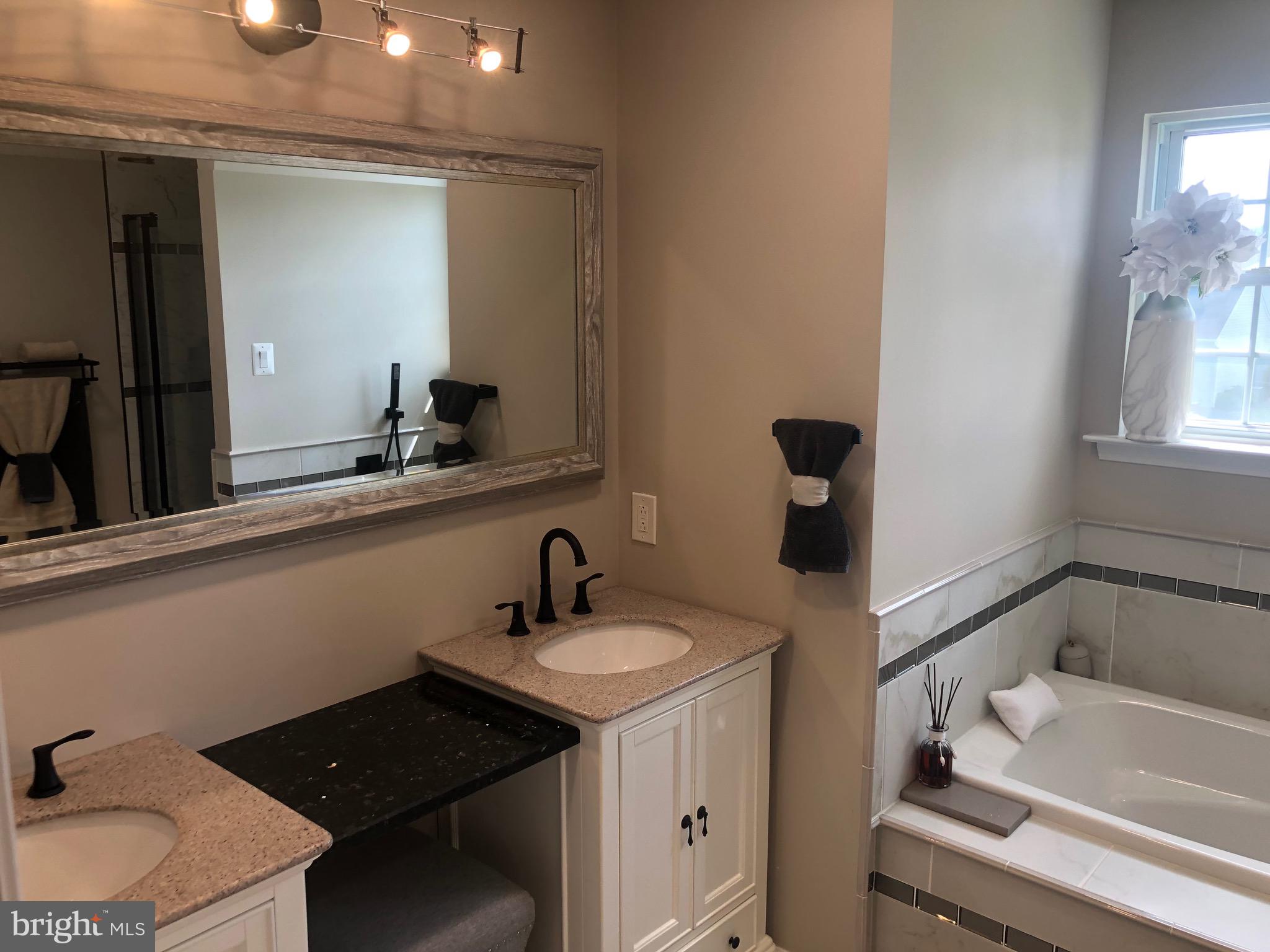 WALNUT POINT - Residential