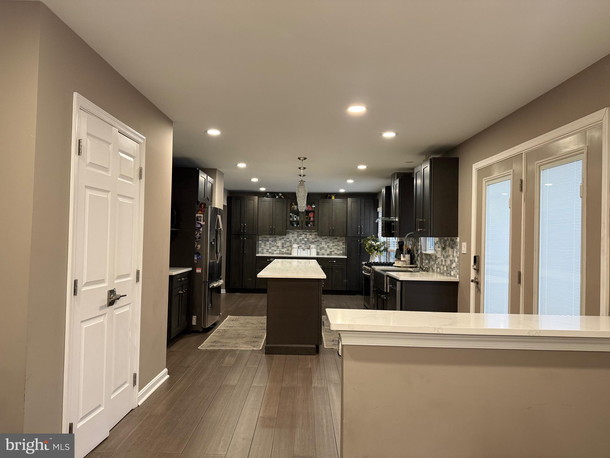 WALNUT POINT - Residential