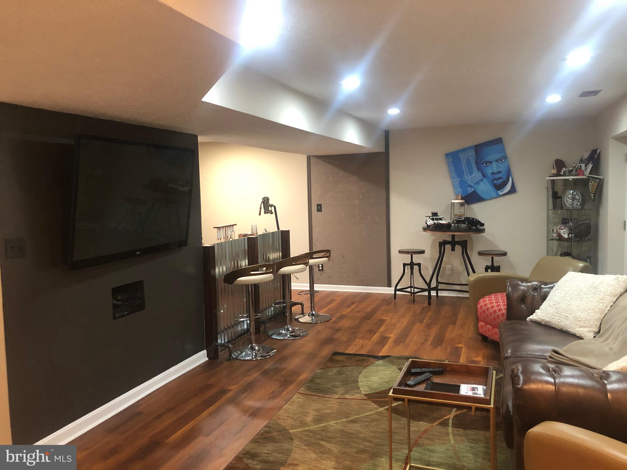 WALNUT POINT - Residential