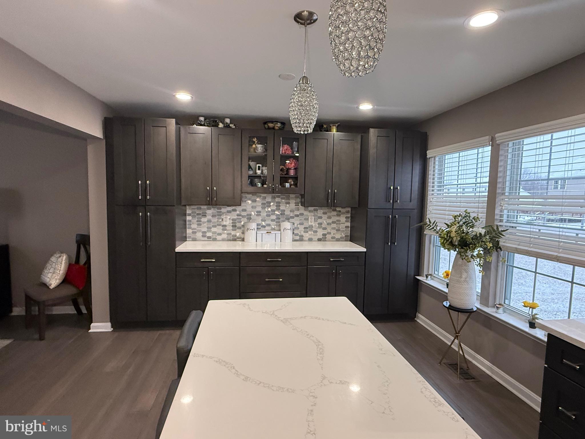 WALNUT POINT - Residential