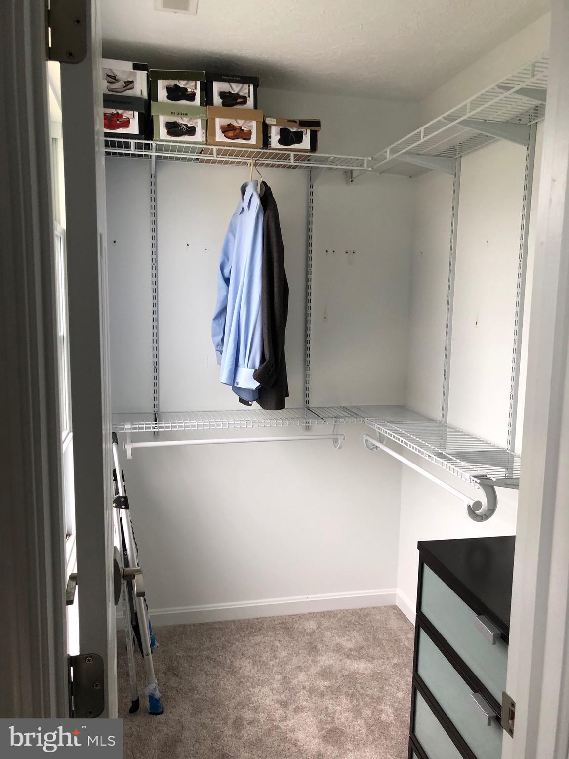 WALNUT POINT - Residential