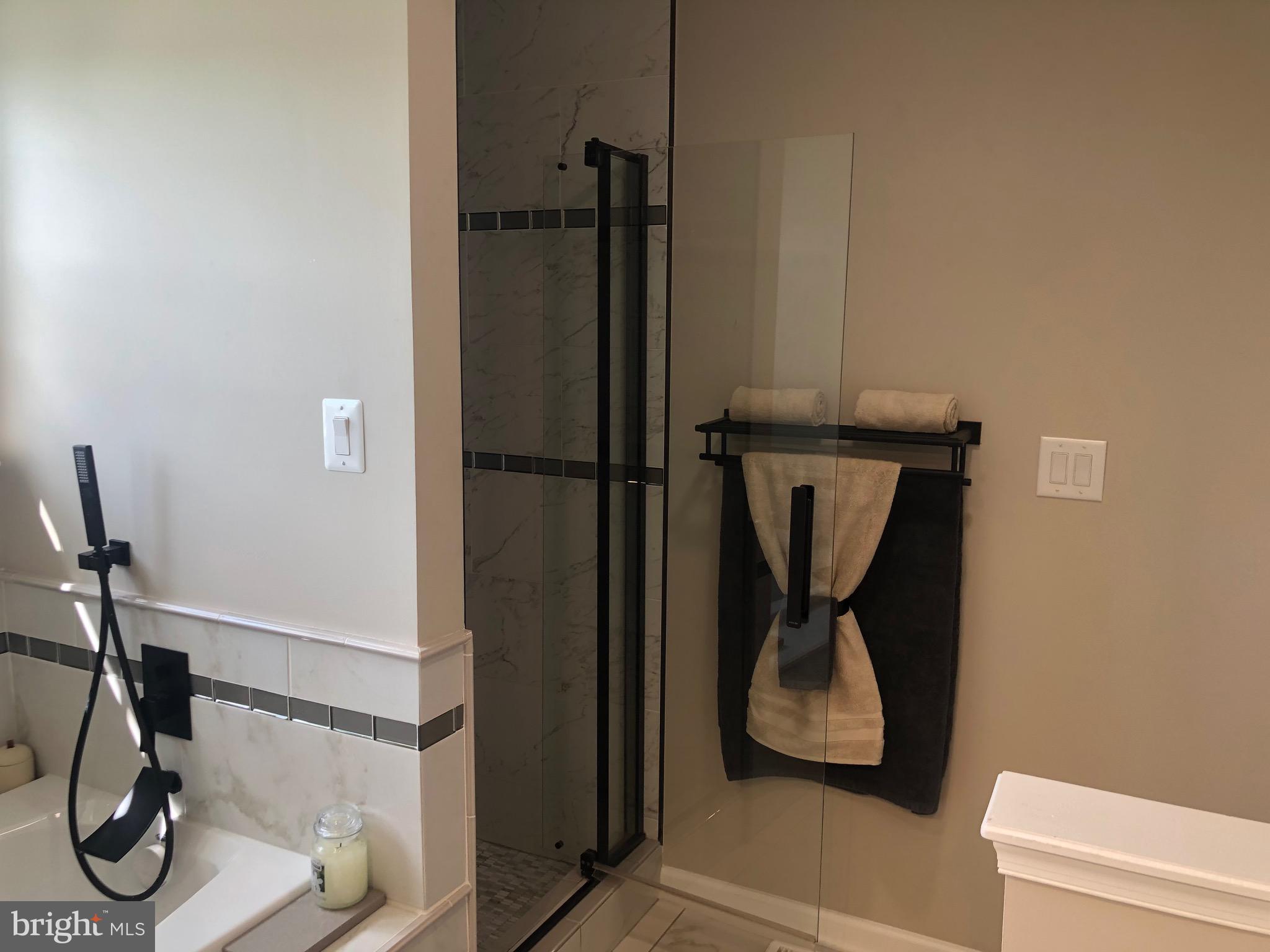 WALNUT POINT - Residential