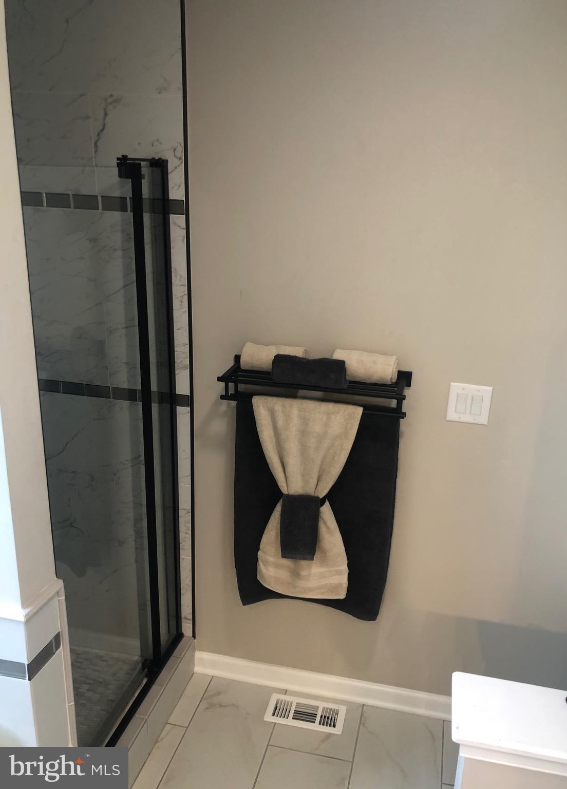 WALNUT POINT - Residential