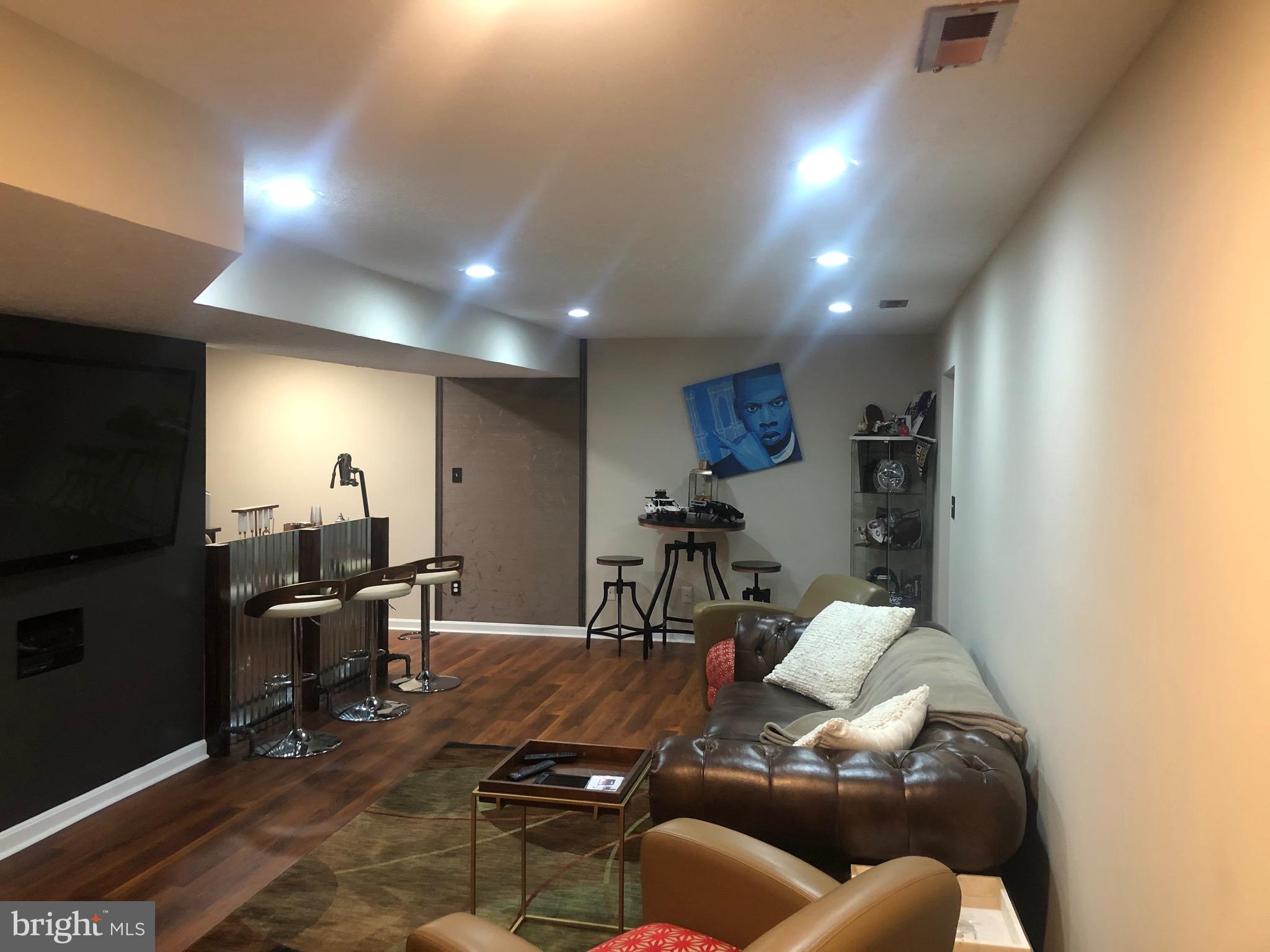 WALNUT POINT - Residential