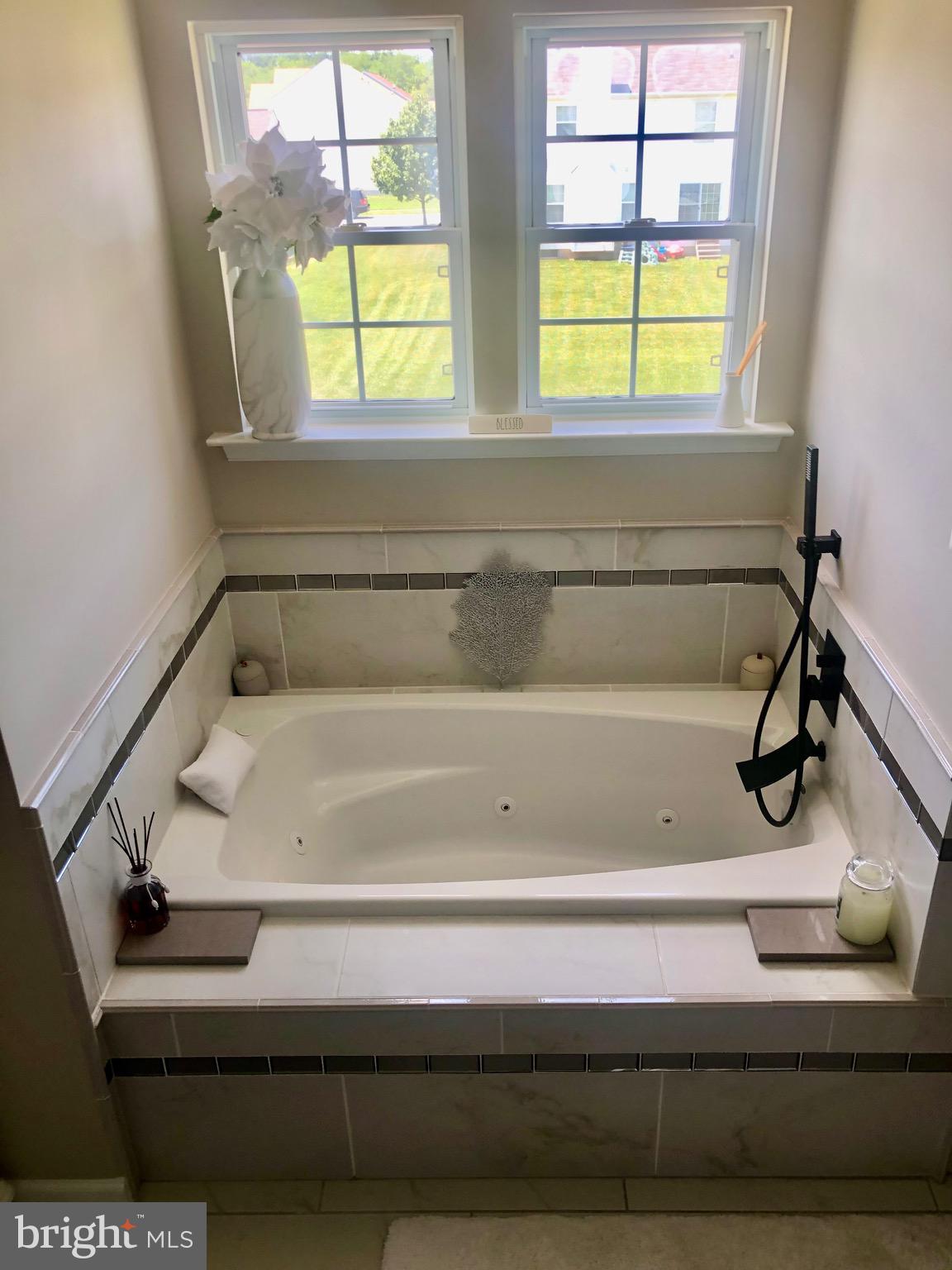 WALNUT POINT - Residential