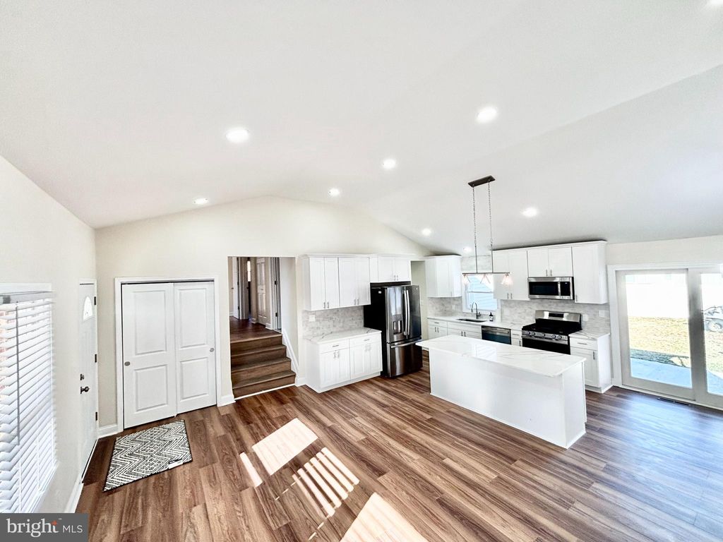 Photo of 308 Deerfield Road, NEWARK, DE 19713 (MLS # DENC2092386)