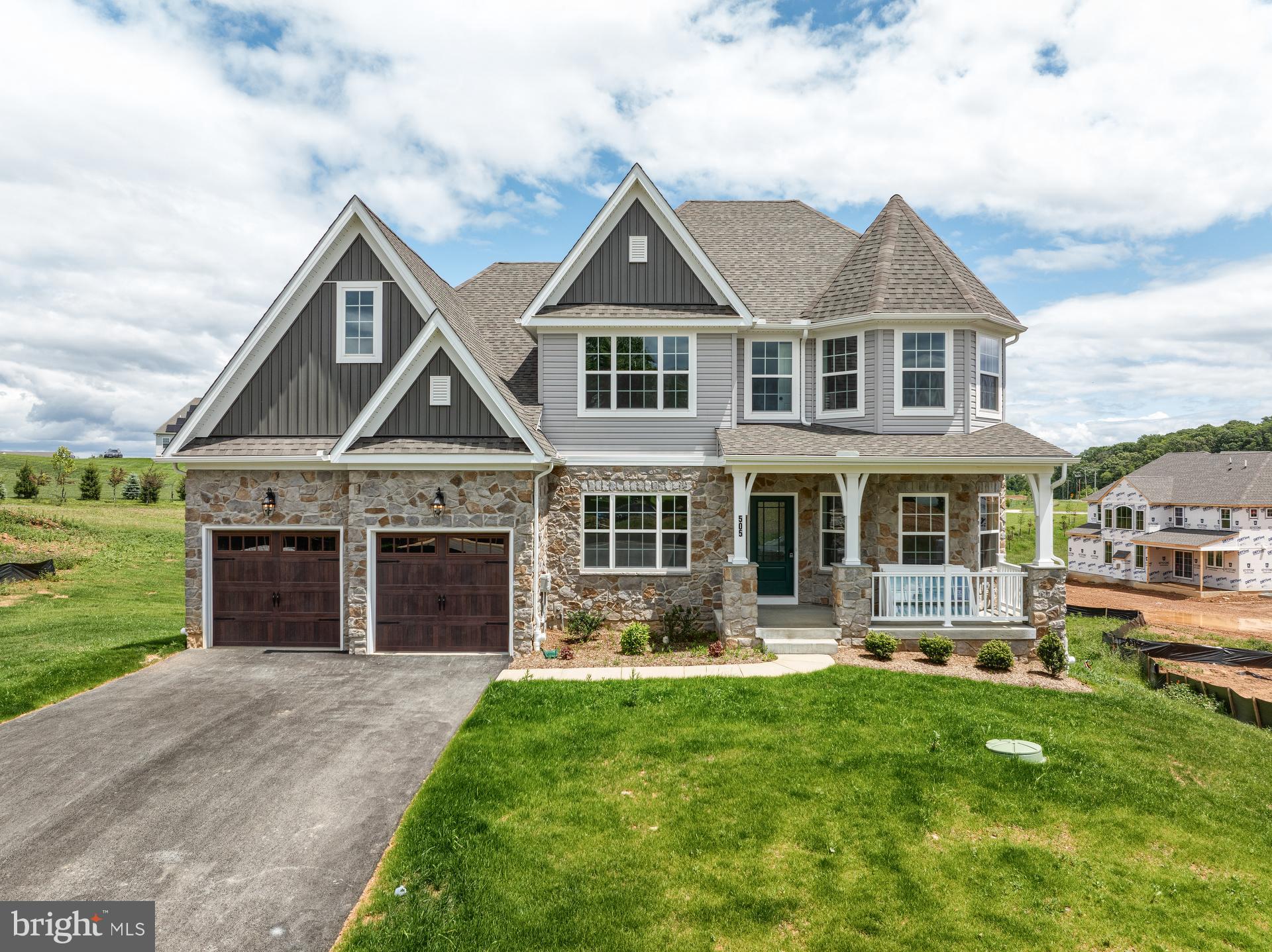 LEGACY FARMS - Residential