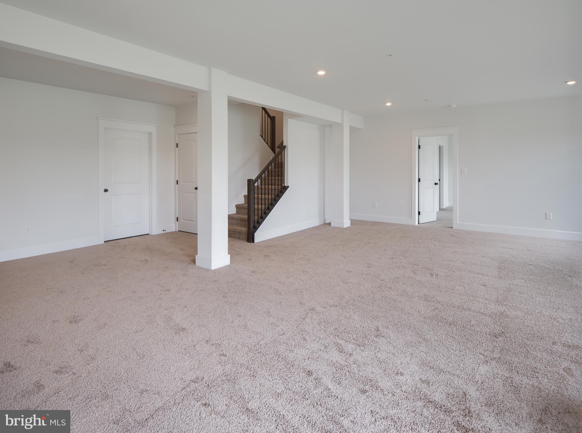 LEGACY FARMS - Residential